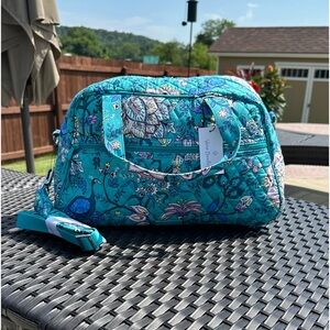 NWT Vera Bradley SIGNATURE COTTON  Weekender Travel Bag ~ Peacock Garden